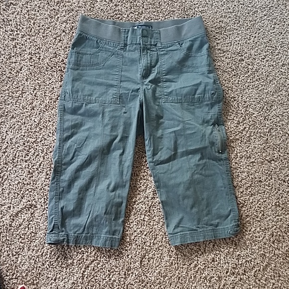lee relaxed fit capris